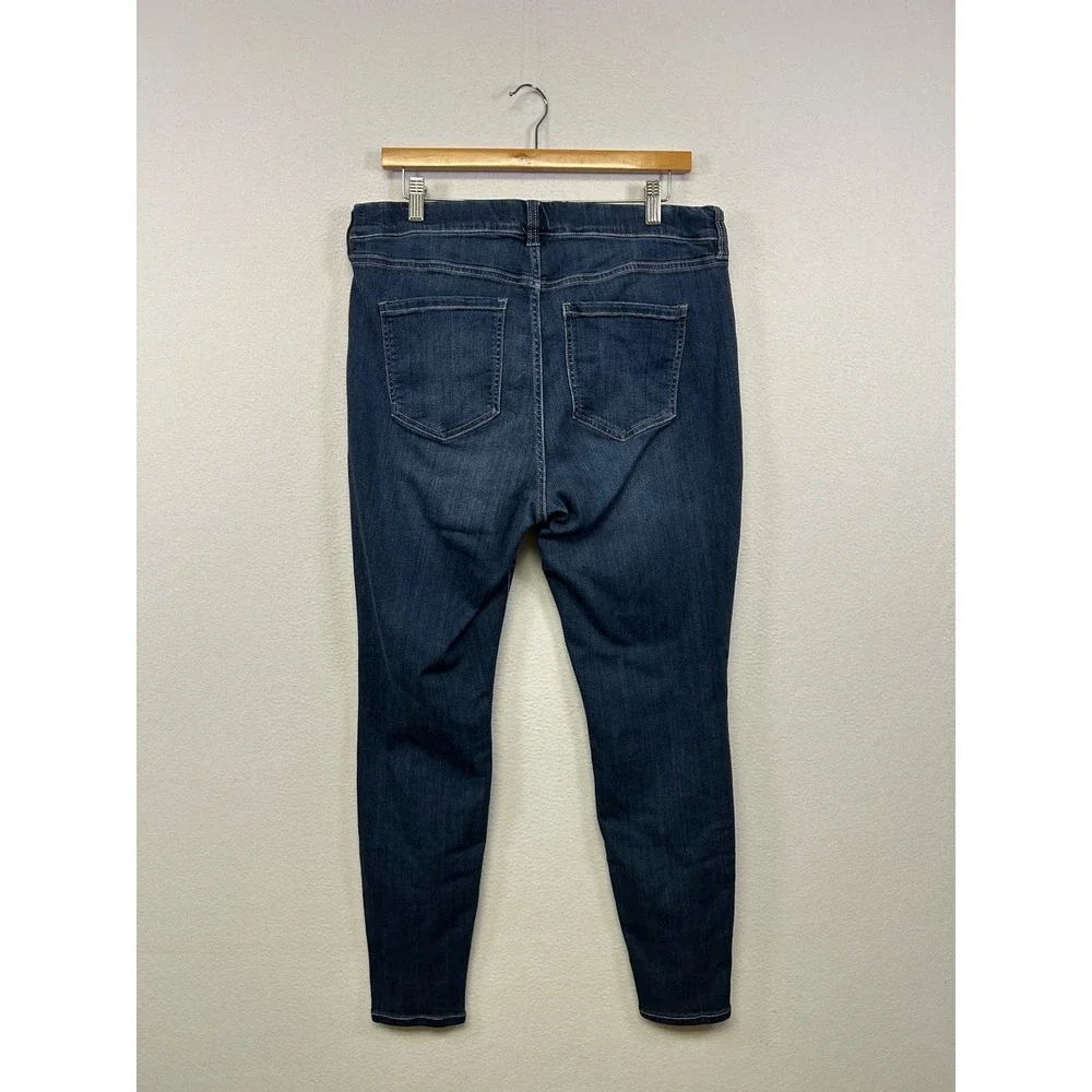 Liverpool Classic Minimalist Women 16W Dark Wash High Rise Skinny Jeans